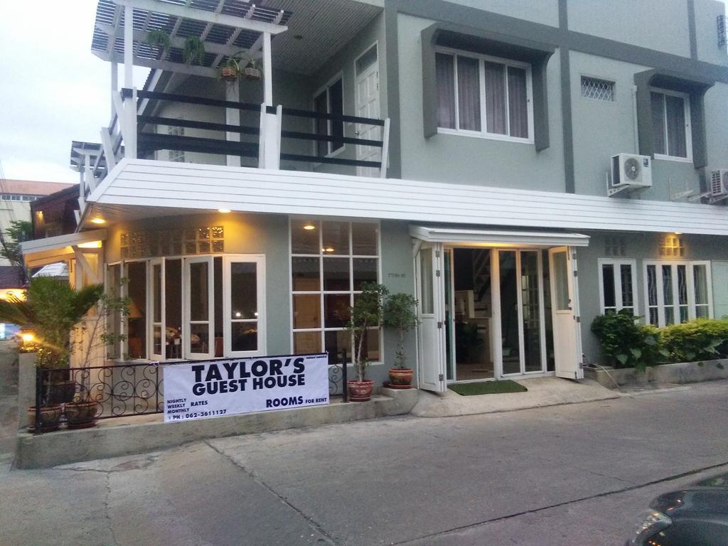 Taylor'S Guesthouse Hua Hin Ngoại thất bức ảnh